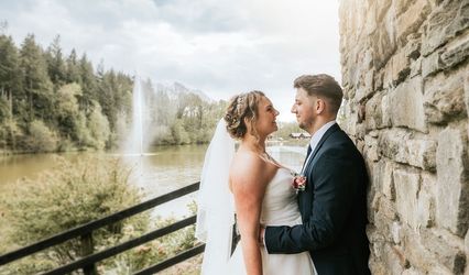 Canada Lodge and Lake