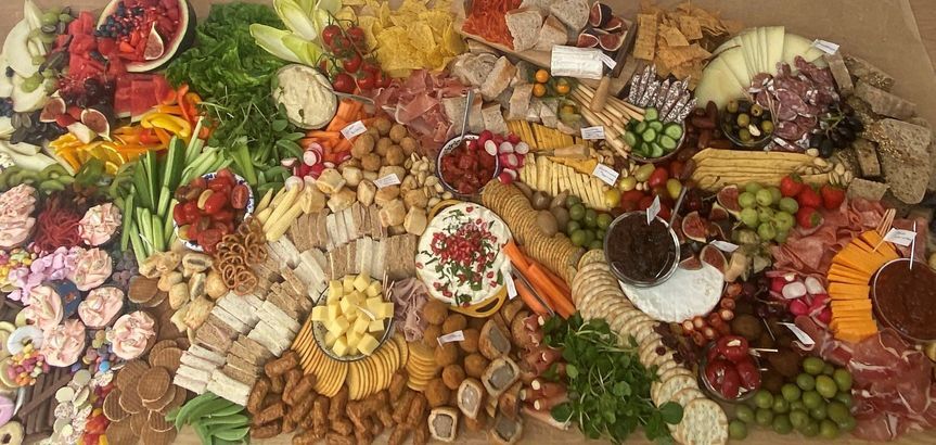 Mange & Melange Grazing Tables & Platters