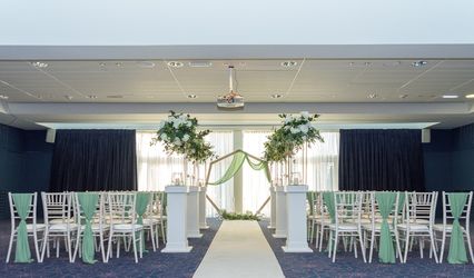 Apex City Quay Hotel & Spa