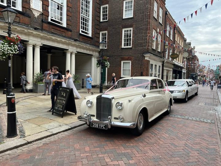 Amandas Wedding Car Hire