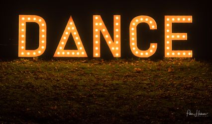 Light-up DANCE sign