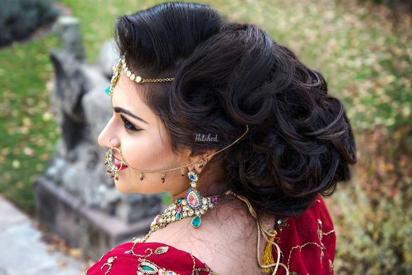 Rekha Hair & Makeup Artist