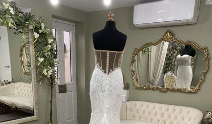 Bride To Be Boutique 
