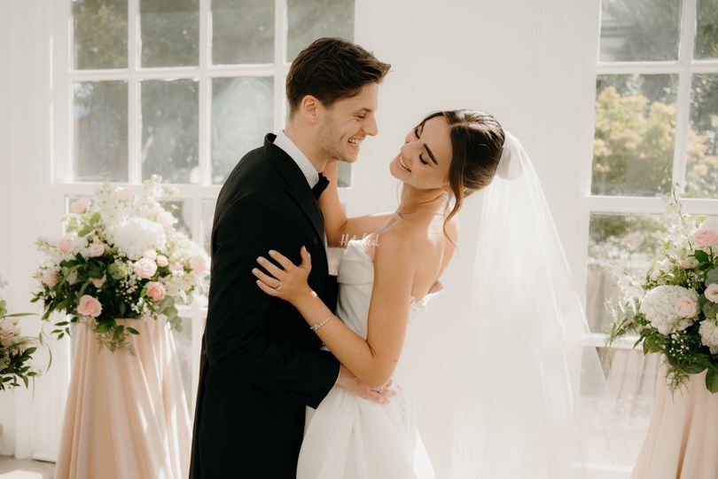Indie Weddings
