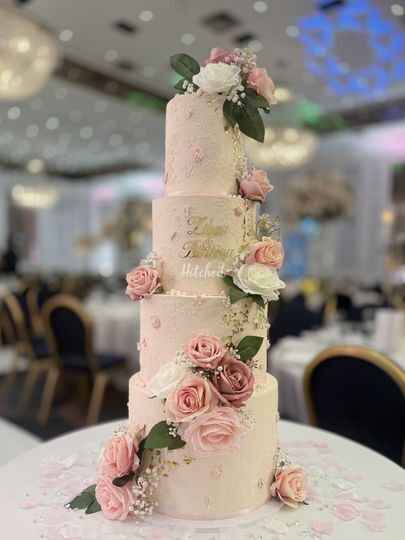 Cakes by Naz