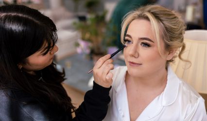 Klou Makeup-Artist