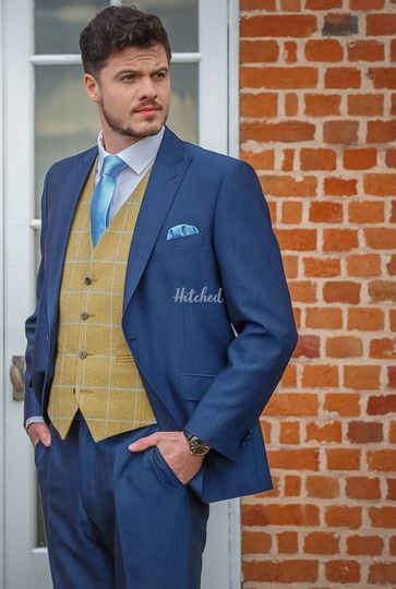 groom outfit hire