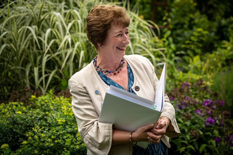 Fiona Mac Celebrant