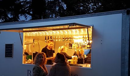 Brambles Mobile Bar - Bar Hire