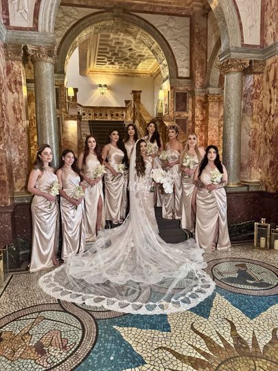 Your Behind-The-Scenes Bestie