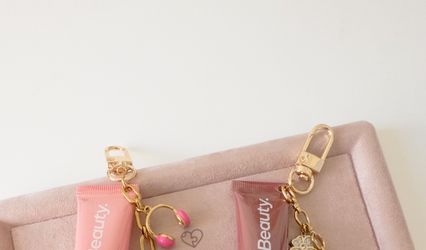 Puzzle Designs Charm Bar and Experiences