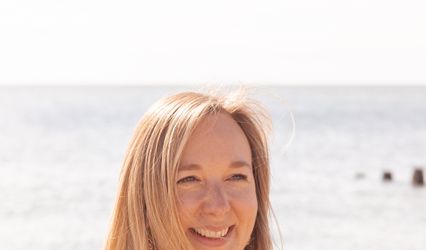 Emma Wingfield Digby, Celebrant