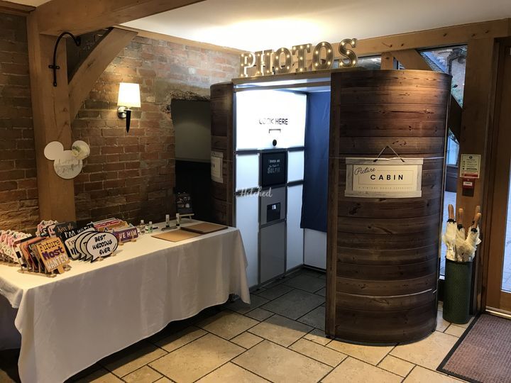 Hampton Leisure Magic Mirrors