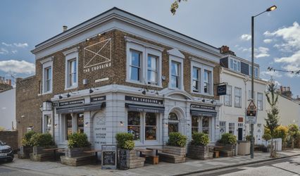 The Crossing Pub, Barnes