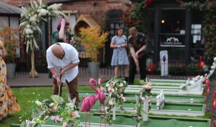 Crazy weds golf hire