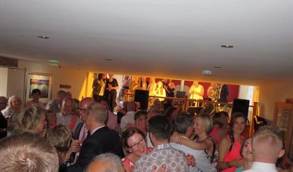 Dawn Bex - Wedding Singer