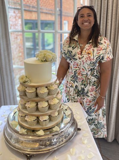 Fabu-Lous Cakes