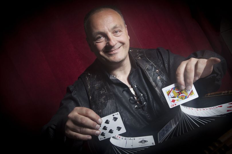 Nigel Francis - Magician