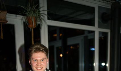 Dan White DJ