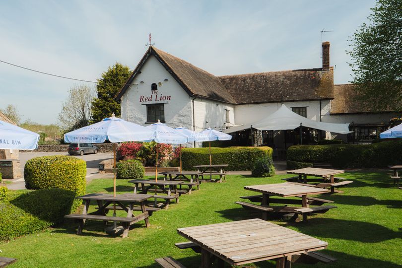 The Red Lion @ Brafield