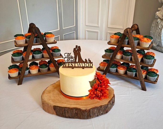 Indulgence Cakes and Cupcakes