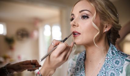 Chloe Coleman Make-Up Specialist