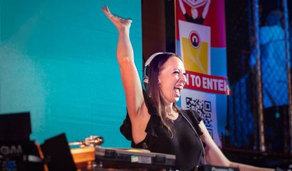 DJ Naomi Faith