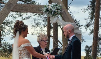 Rebecca Clee Celebrant