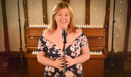 Naomi Collins Vocalist