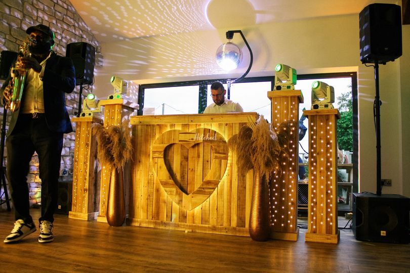 Rikki's Mobile Disco and Events