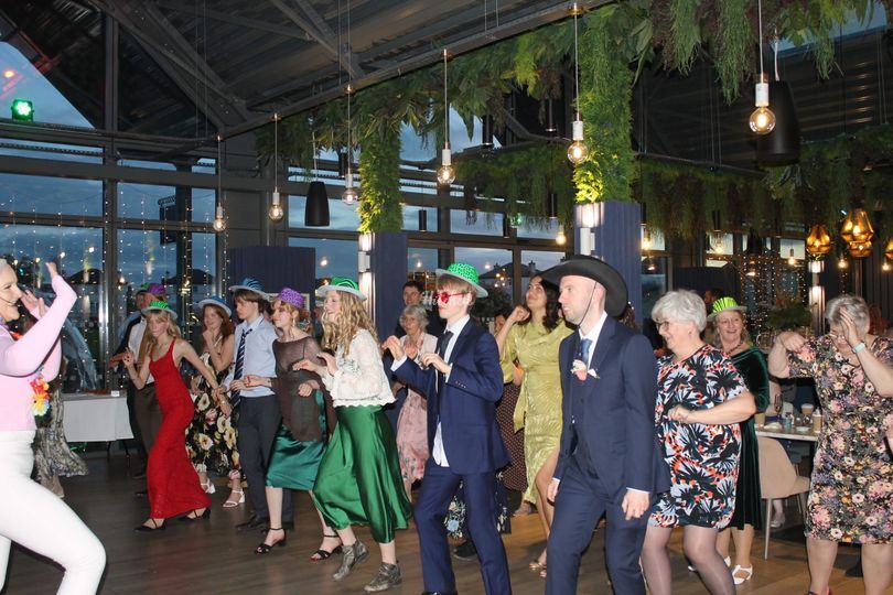 Dazzle Dance Experience
