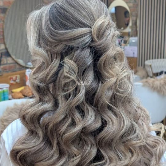 Stephanie Gayle Bride Hair