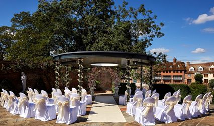 Sir Christopher Wren Hotel