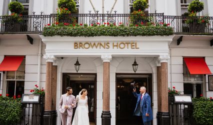 Browns Hotel