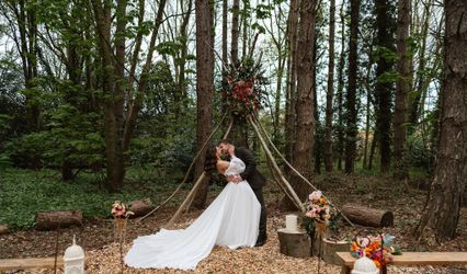 Hubbard's Farm Woodland Weddings