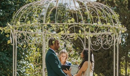 BusyBrides Celebrant
