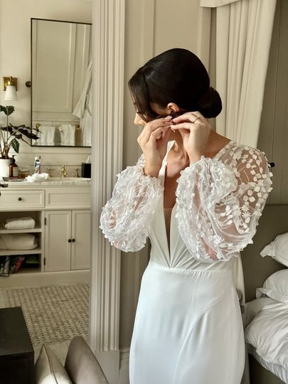 The Mystery Guest - Wedding & Events Content Creator