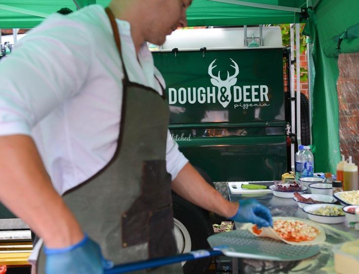 Dough and Deer Pizza in Surrey Wedding Catering hitched.co.uk