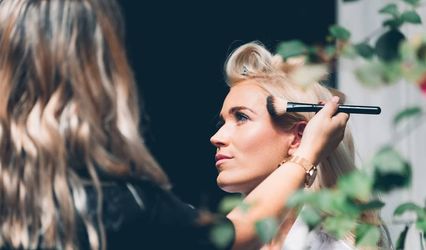 Dani Roberts Makeup
