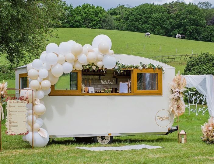 Tipsy Tales Mobile Bar