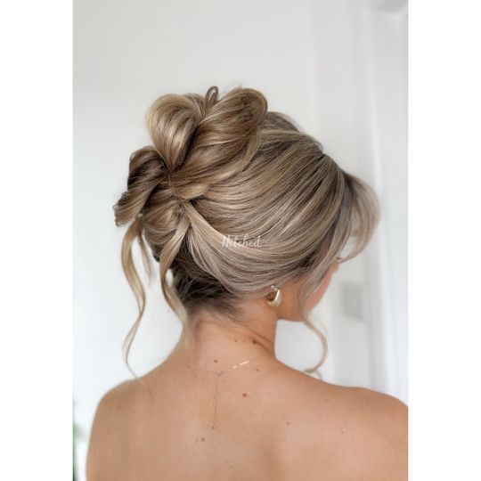 Zoe Sharman hair and makeup