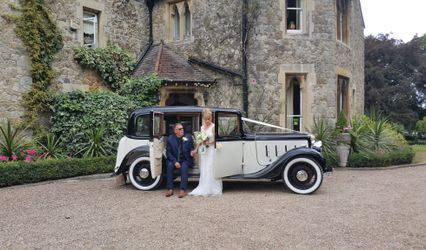 Amanda's Vintage Car Hire