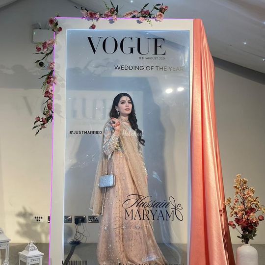 ELEGANCE & BLOOM