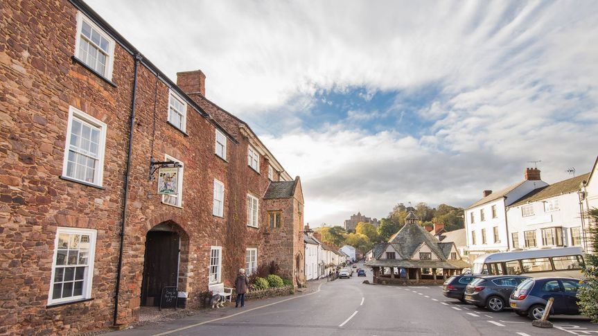 Luttrell Arms Hotel