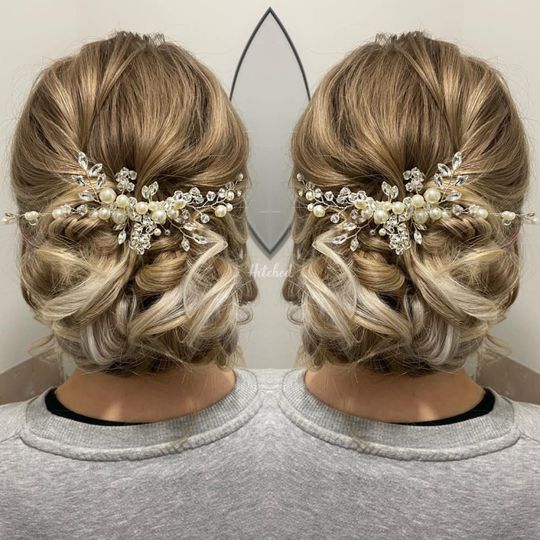 Dolly Hair Design