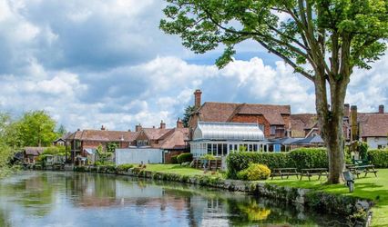 The Legacy Rose & Crown Hotel