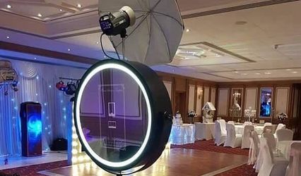 Ayrshire Magic Mirror Photo Booth