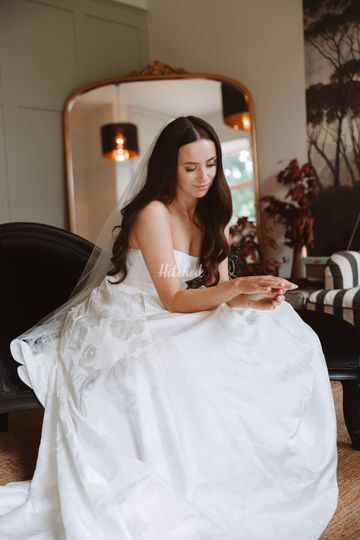 Phoebe Barnes Bridal Hair