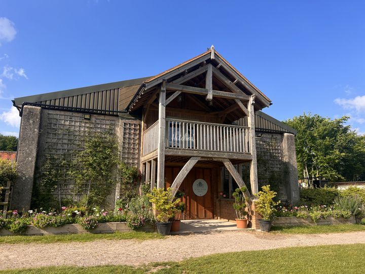 Vine View Barn