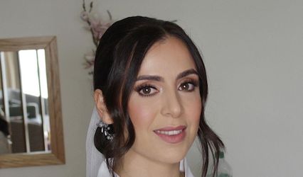 Makeup by Mandy-Lee